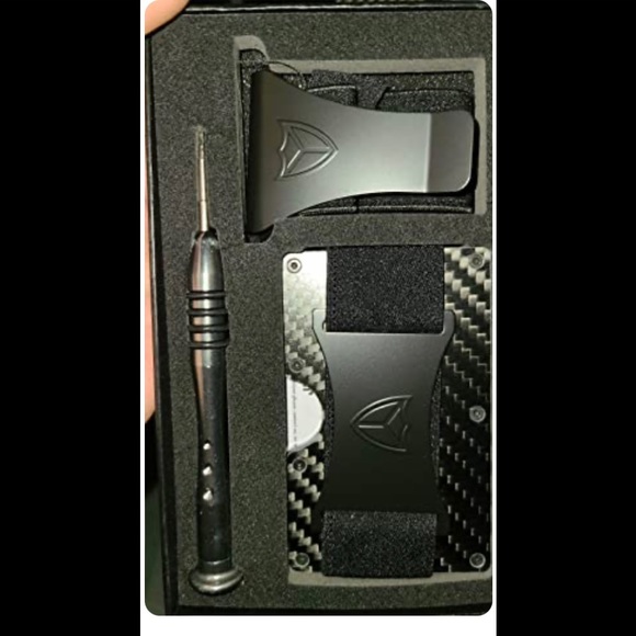 Brand New Carbon Fiber Lightweight Tactical Minimalist Wallet for Men - Picture 4 of 5